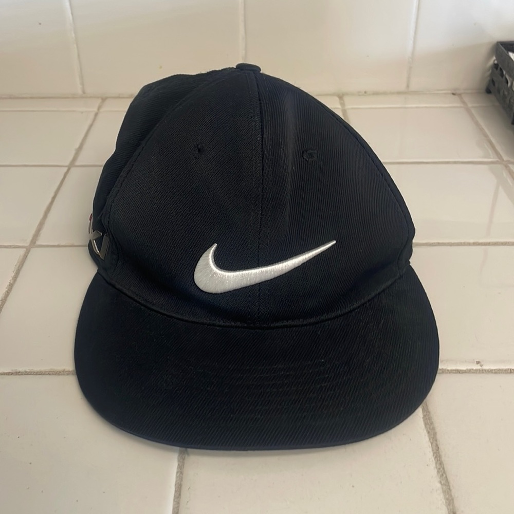 NIKE GOLF FLEX FIT HAT